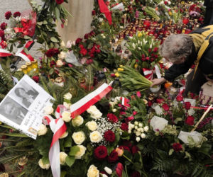Żałoba Polaków po śmierci Lecha Kaczyńskiego