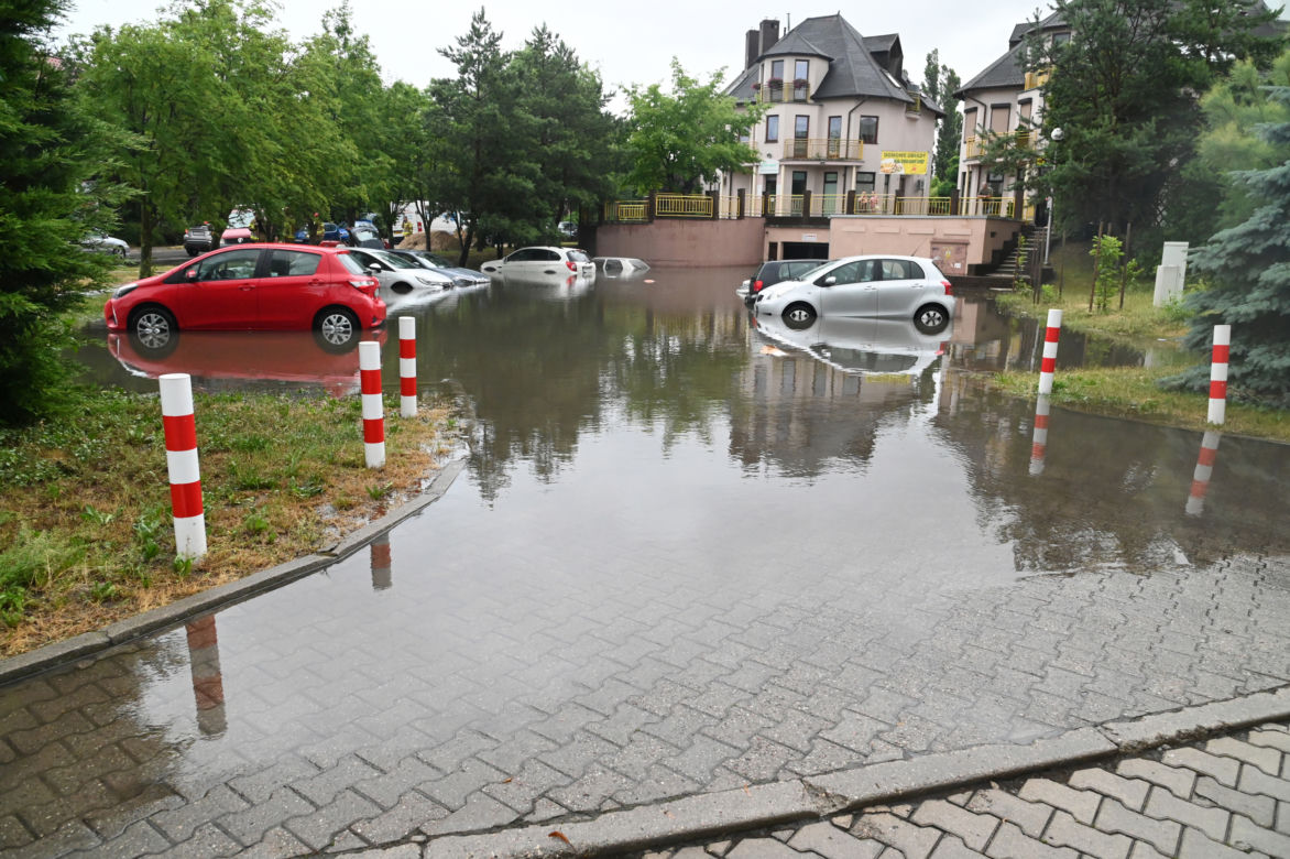 Ulewne deszcze zalały ulice Szczecina