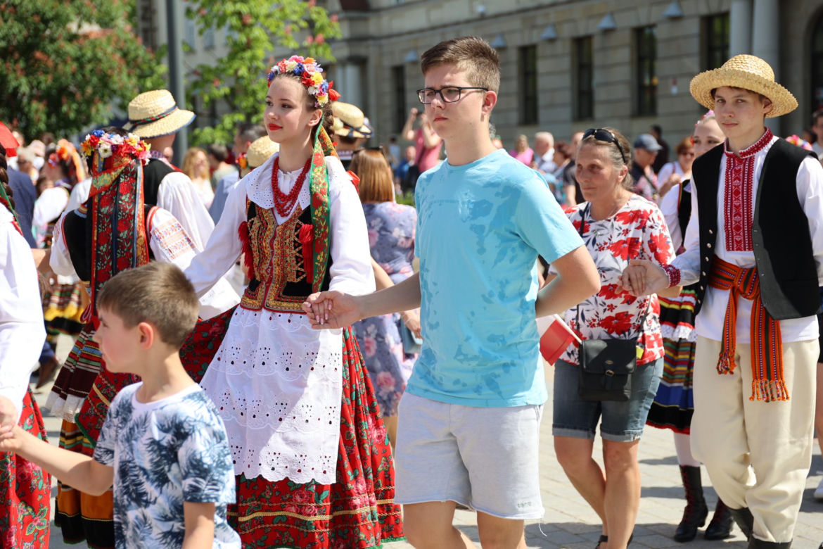 420 par zatańczyło tradycyjnego „Poloneza dla Lublina”! 