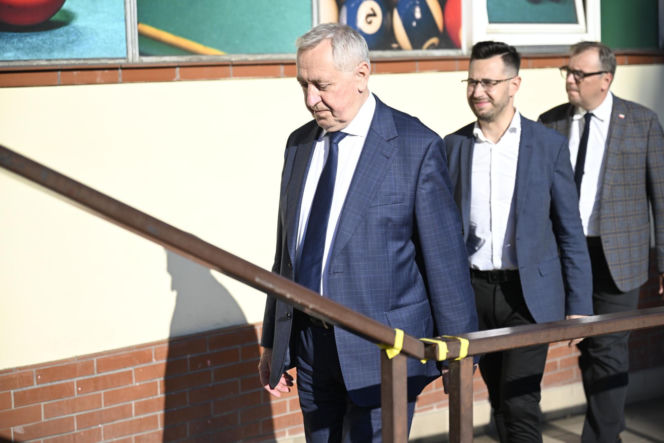 Kaczyński zwołał ważne posiedzenie PiS. Politycy już zjeżdżają na Nowogrodzką