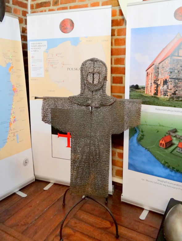 W tym mieście w województwie łódzkim znajduje się środek Polski. Arabski geograf nazwał je Nowymgrodem