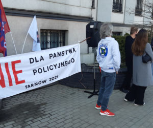 Licealista stanął przed sądem za udział w strajku kobiet