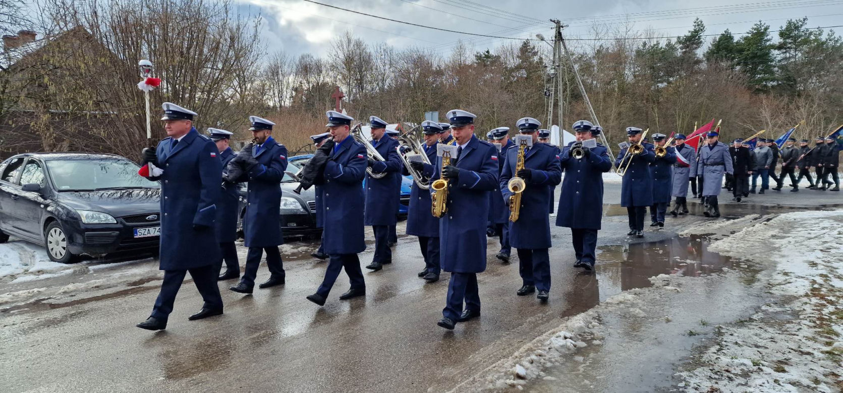 Pogrzeb sierżanta Kamila Zasady. Tragicznie zmarłego policjanta żegnały tłumy