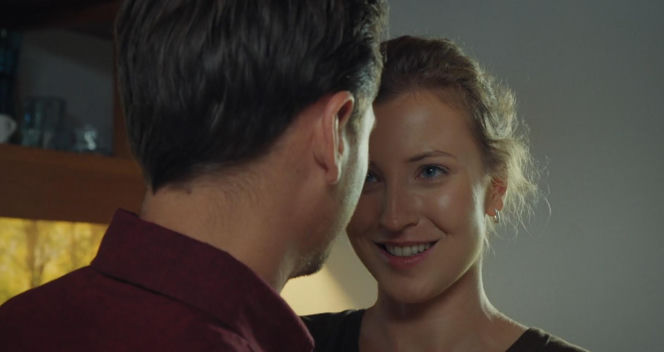 M jak miłość odc. 1910. Natalka (Dominika Suchecka), Adam Karski (Patryk Szwichtenberg)