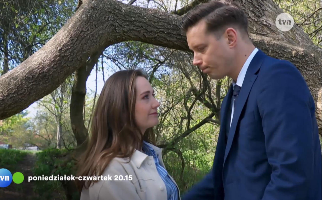 Na Wspólnej odc. 4074. Darek Żbik (Michał Mikołajczak), Aneta Siwek (Dorota Krempa)