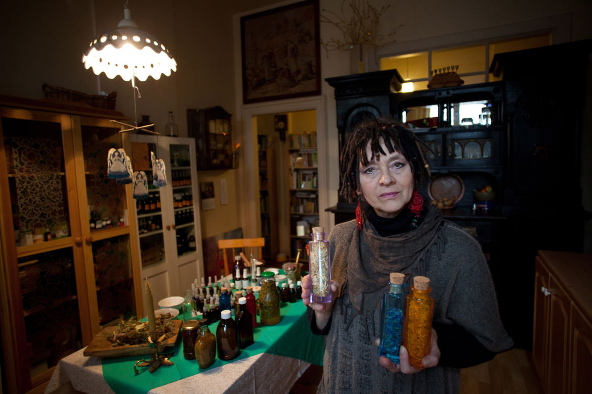 ZIELARKA HALINA SZEJAK