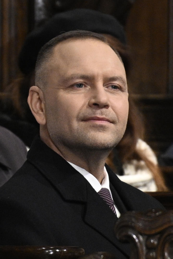 Msza za ofiary Smoleńska w Archikatedrze. Obecni Nawrocki i Kaczyńska