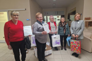 Seniorzy z Koszalina odwiedzili hospicjum