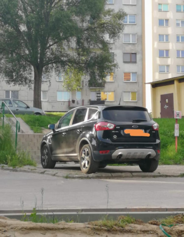 Mistrzowie Parkowania ze Starachowic i okolic. Musicie to zobaczyć