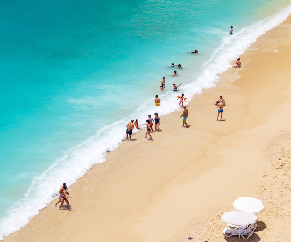 Do Polski wchodzi popularne biuro podróży. Oferuje niskie ceny oraz własną linię lotniczą z klasą biznes