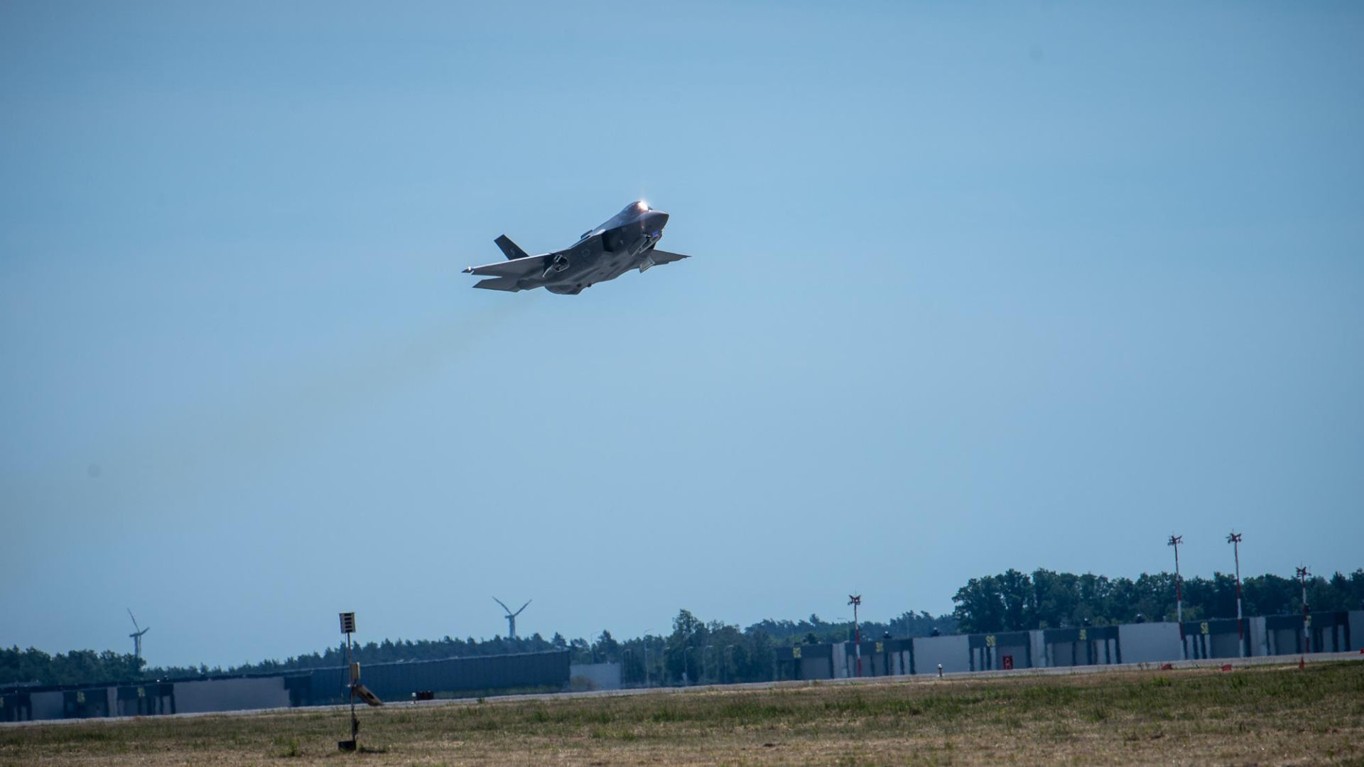 Ważny wysłannik USA przyjedzie do Polski. Powód? Przejęcie samolotów F-35 "Husarz"