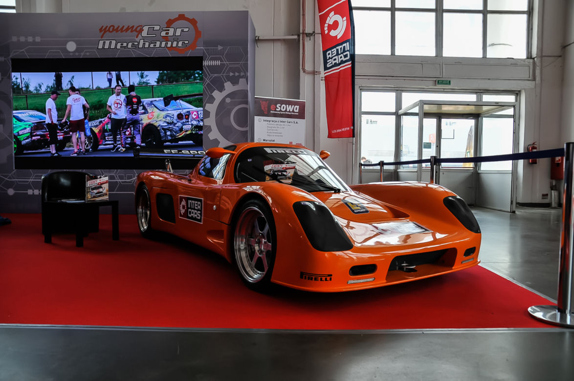 Klasyki i tuning – nietypowe auta na Poznań Motor Show