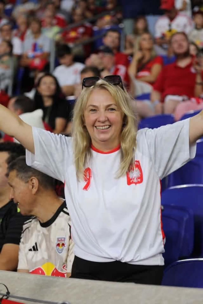 Lewandowski porwał Polonię! Tysiące kibiców czekały na niego w New Jersey