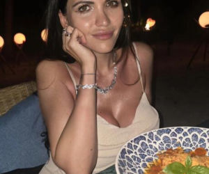 Skiba i młodsza żona znów to zrobili. Wszystko w rajskiej scenerii