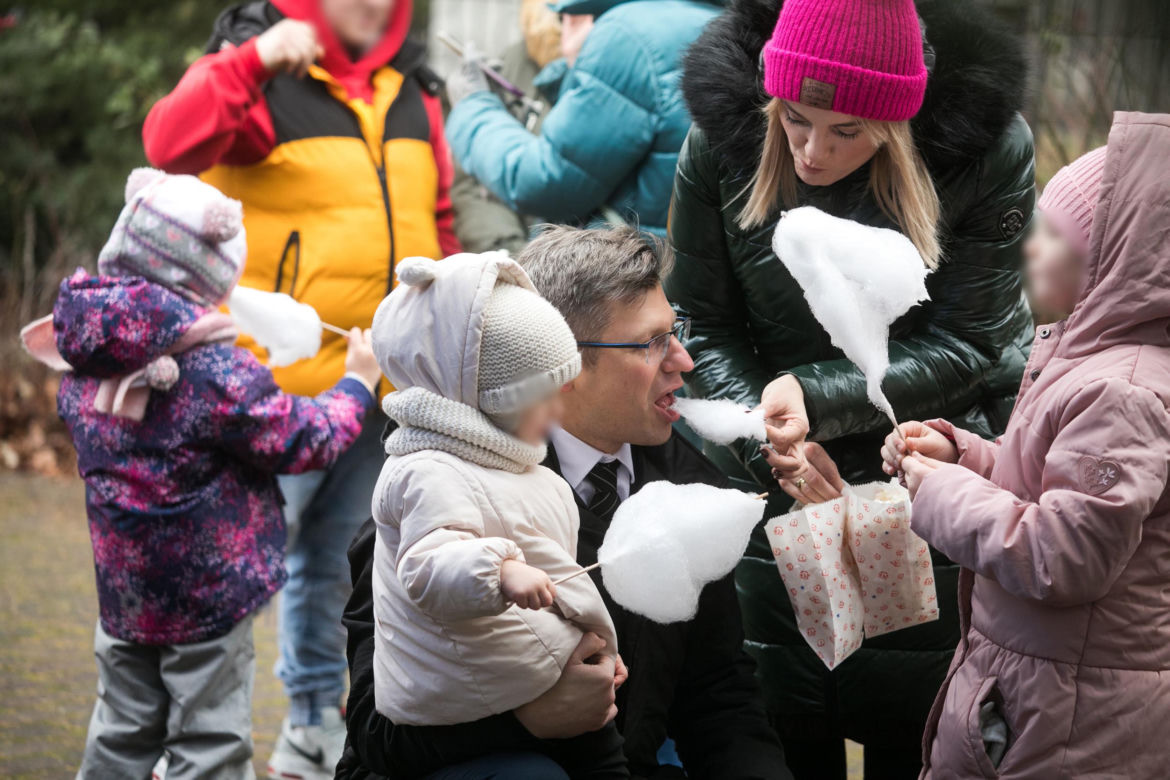 Minister Marcin Warchoł został tatą po raz czwarty! "Witamy Kingę na świecie" 