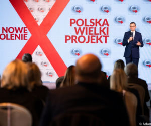 Mateusz Morawiecki. Premier w izolacji