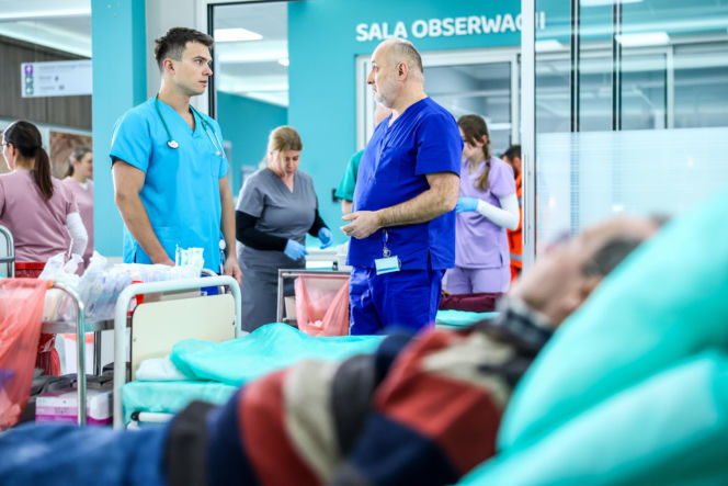 Szpital św. Anny, odcinek 106: Marta otrzymuje propozycję nowego kontraktu, którego warunki doprowadzą ją do ostrej konfrontacji ze Streckerem