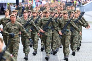 Wojskowe Targi Służby i Pracy. Debaty o bezpieczeństwie i najnowocześniejszy sprzęt wojskowy