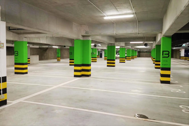 Pusty parking w Kwartale 36