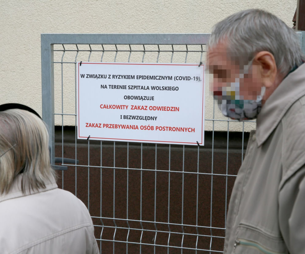 Seniorzy bronią oddziału geriatrycznego.
