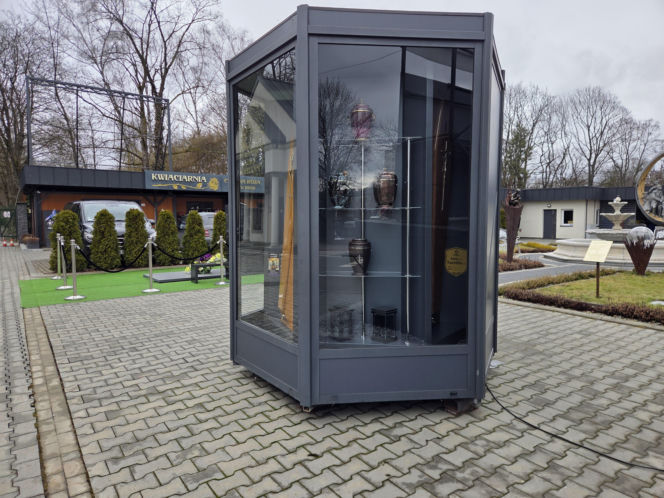 "Trumnomat" podbija Internet