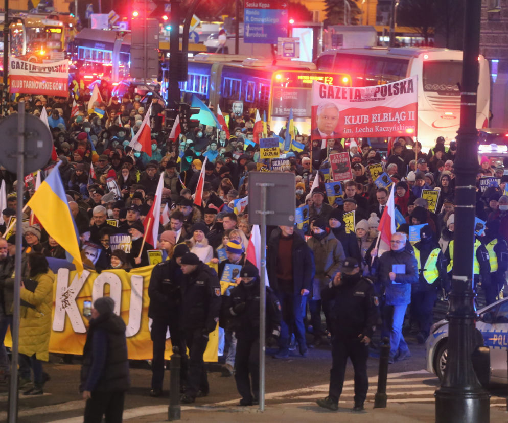 Kijów, Warszawa - wspólna sprawa!. Mieszkańcy stolicy na antywojennych protestach