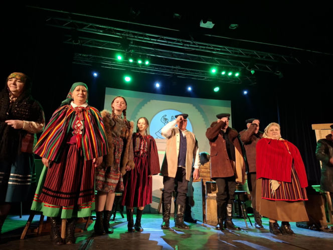 Starachowice tętnią tradycją! Trwa pierwszy Festiwal Kół Gospodyń i Gospodarzy Wiejskich „Lokalne pasje”