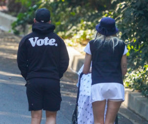 Joe Jonas i Sophie Turner na nowych zdjęciach z maluchem