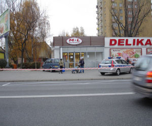 WARSZAWA, Muranów: Fałszywy alarm bombowy w delikatesach