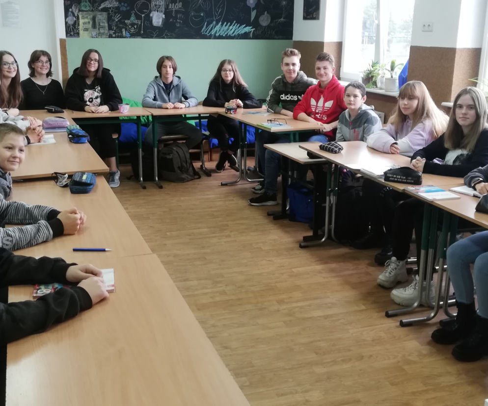Uczniowie ze Skokowej nie muszą pisać już tradycyjnych kartkówek