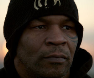Mike Tyson, Evander Holyfield i Bernard Hopkins na srebrnym ekranie. ZOBACZ ZWIASTUN FILMU MISTRZOWIE
