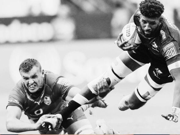 Znaleźli go nieprzytomnego pod prysznicem. Znany 31-letni rugbysta nie żyje
