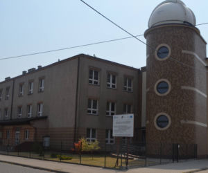 LO im. Obrońców Praw Człowieka w Zelowie 