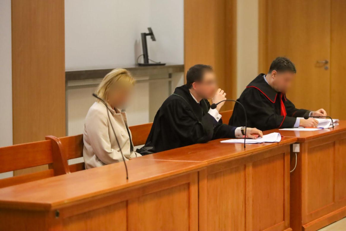 Emerytowany żołnierz wypchnął żonę z balkonu. Sąd nie miał litości!