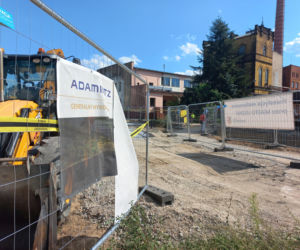 Znikną kocie łby. Cała Święciechowska w Lesznie będzie asfaltowa