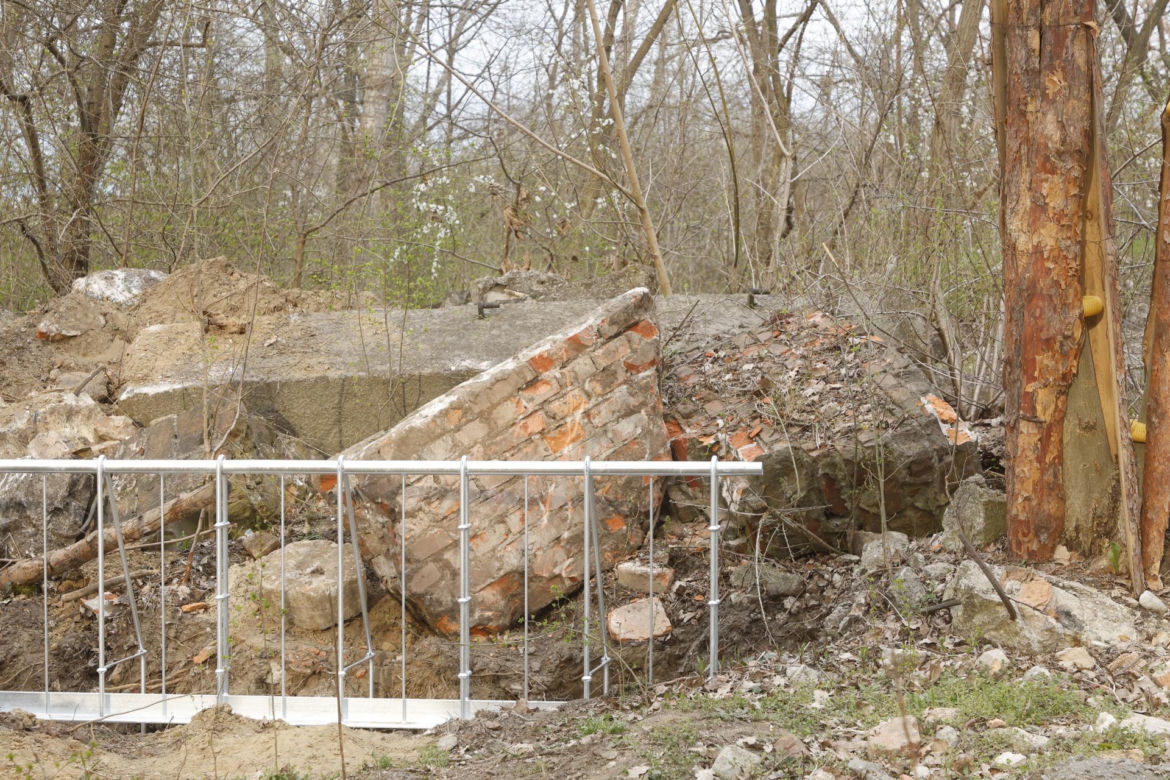 W Warszawie powstaje drugie "lapidarium". Miasto nie usunie betonowych odpadów. "To artefakty"