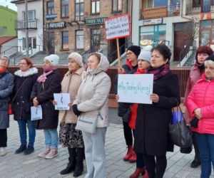 Ani jednej więcej. PROTEST w Starachowicach