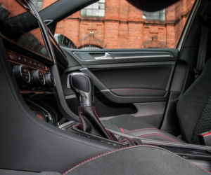 Volkswagen Golf 2.0 TSI GTI Performance 245 KM