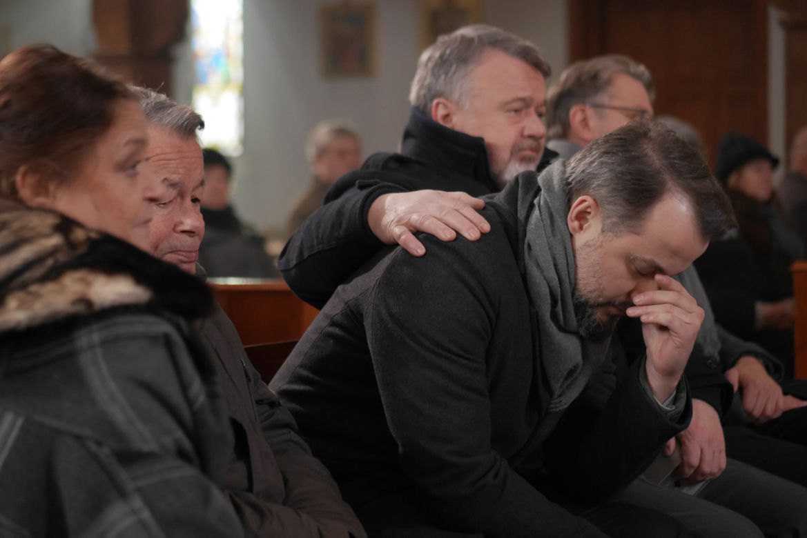 Pierwsza miłość. Pogrzeb Norberta (Łukasz Konopka). Bartek (Rafał Kwietniewski)