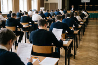 Egzamin ósmoklasisty 2026 polski. Arkusze CKE, zadania z polskiego na E8 [11.05.2026]