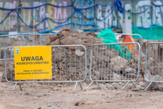 Potężna ewakuacja we Wrocławiu. Bomba lotnicza i utrudnienia w ruchu