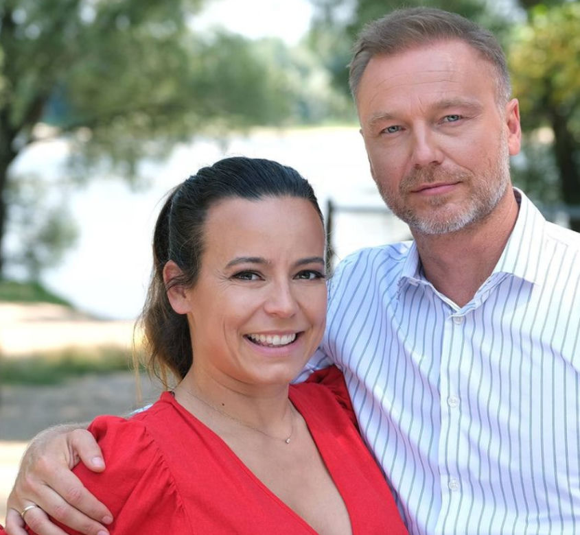 M jak miłość. Magda (Anna Mucha), Andrzej Budzyński (Krystian Wieczorek)