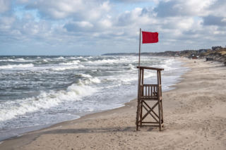 Sinice Sarbinowo. Czy w Sarbinowie można się kąpać 24.07? Flaga, warunki pogodowe