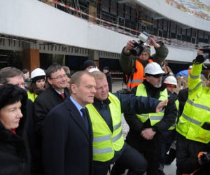 Premier Tusk z przezydent Gronkiewicz-Waltz.jpg