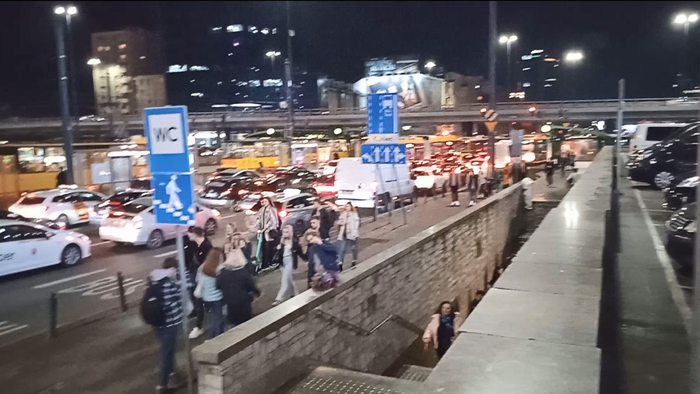 Gigantyczne korki w Warszawie. Totalny paraliż w związku ze zgromadzeniem publicznym