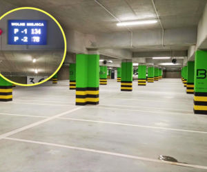 Parking-widmo w centrum miasta. Nikt nie chce na nim parkować. Ponad 200 miejsc świeci pustkami 