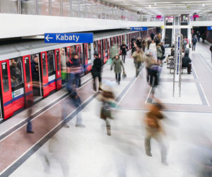 Jedna dzielnica dostanie 2 linie metra, choć ma tramwaje i kolej. Kiedy budowa?