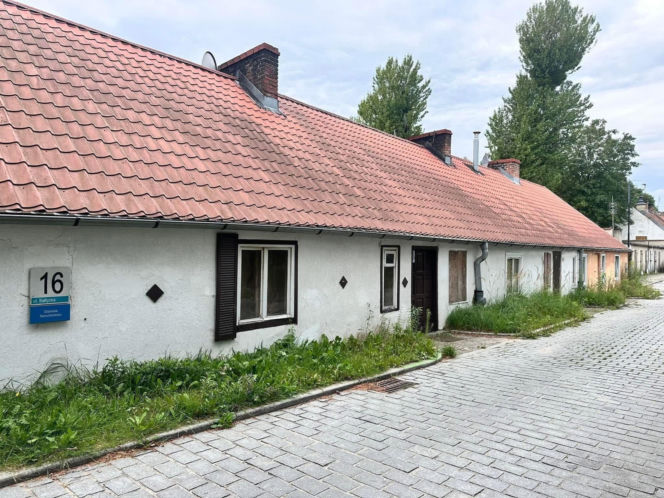 Gdańsk odnowi zabytkowe checze rybackie przy ul. Bałtyckiej