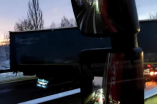 Zablokowana trasa S1 w Sosnowcu. TIR uderzył w barierki