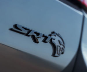 1031-konny Dodge Durango SRT Hellcat po tuningu Hennessey